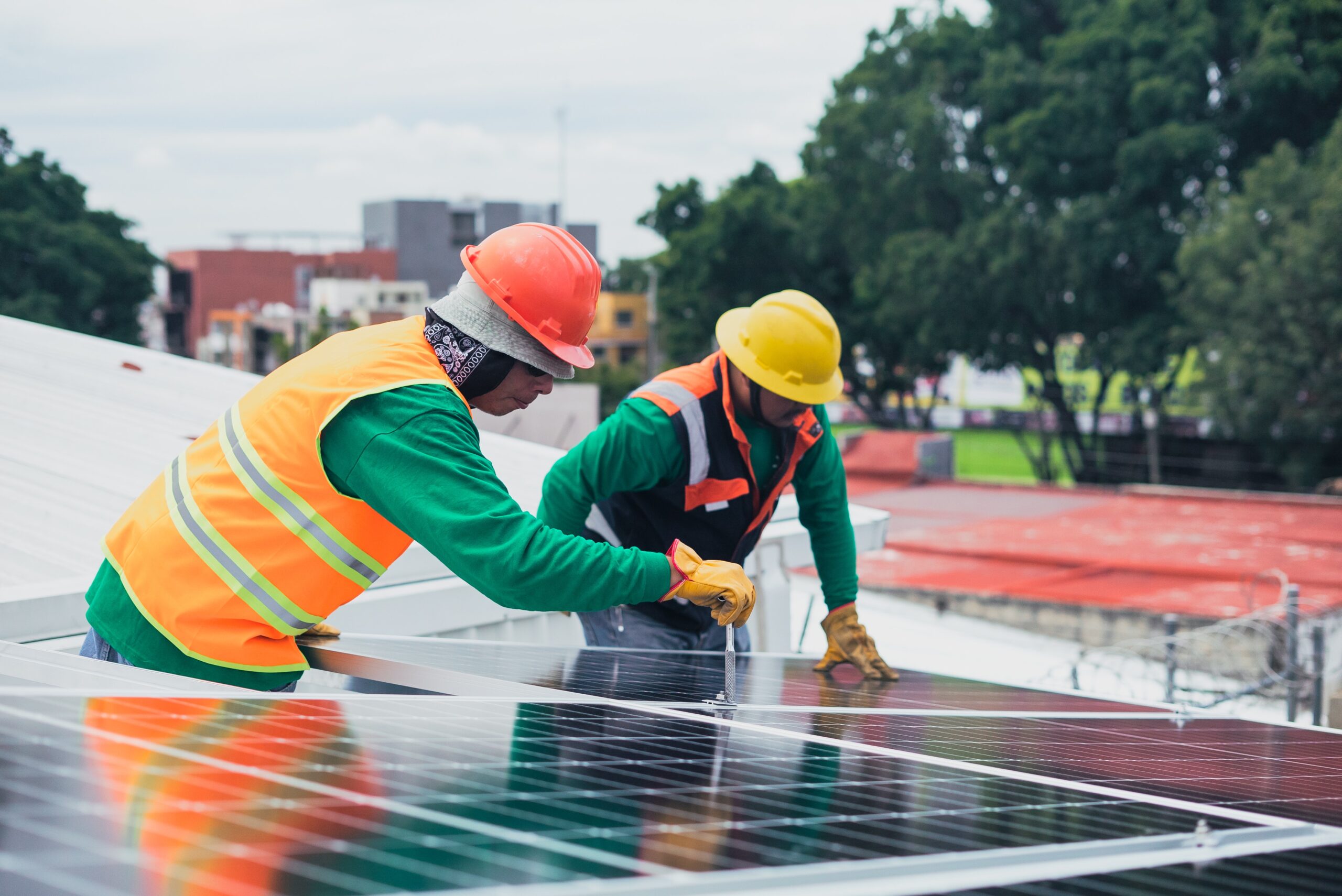 SOLAR PANELS INSTALLATION PROCESS 4 scaled